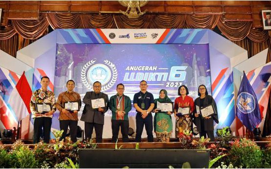 Istimewa, Torehan Prestasi Politeknik Indonusa Sabet 5 Penghargaan