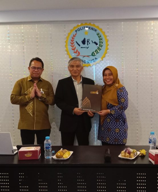 Politeknik INDONUSA Surakarta terima SK prodi baru